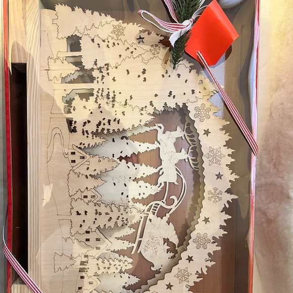 ⭐️NWT! Add a touch of warmth to your holiday - Picture 2 of 4